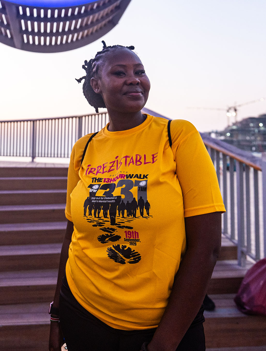 Irrezistable community walk photo